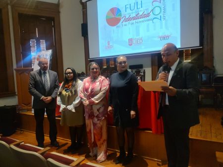 Feria Universitaria del Libro "Identidad 2025"